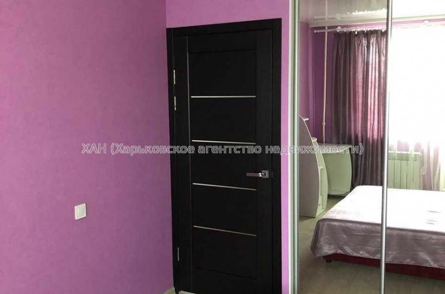 Продам квартиру, Ильинская ул. , 3 кім., 65 м², капитальный ремонт 