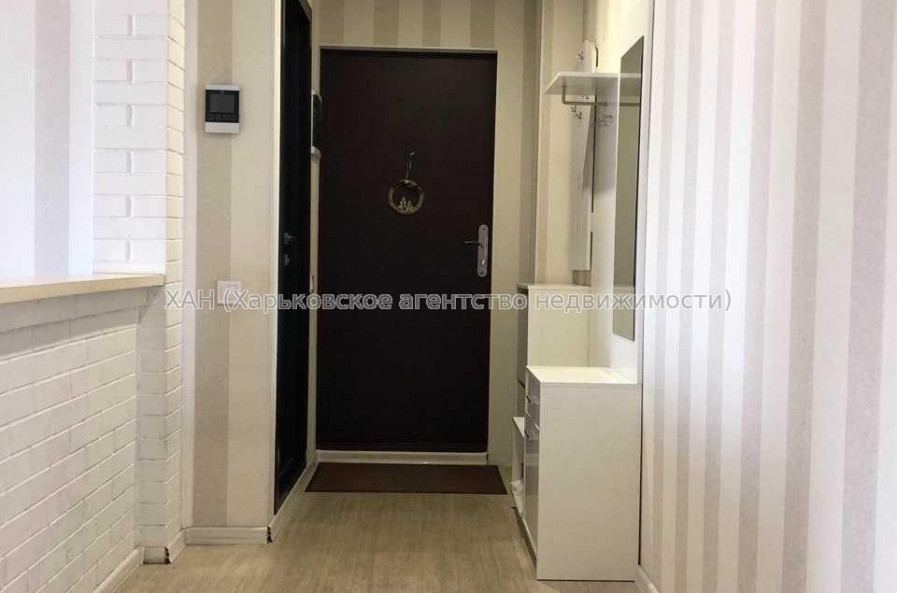 Продам квартиру, Ильинская ул. , 3 кім., 65 м², капитальный ремонт 