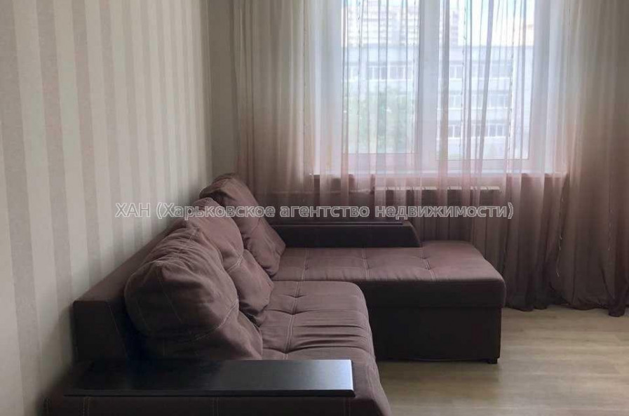 Продам квартиру, Ильинская ул. , 3 кім., 65 м², капитальный ремонт 