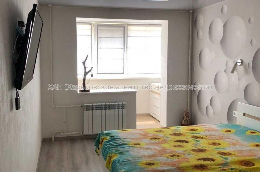 Продам квартиру, Ильинская ул. , 3 кім., 65 м², капитальный ремонт 