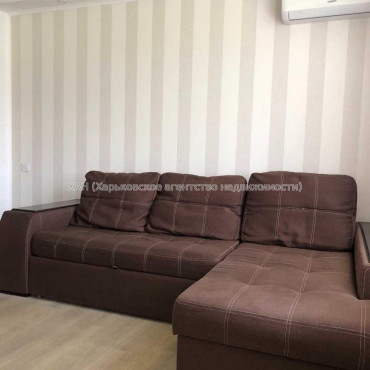 Продам квартиру, Ильинская ул. , 3 кім., 65 м², капитальный ремонт 