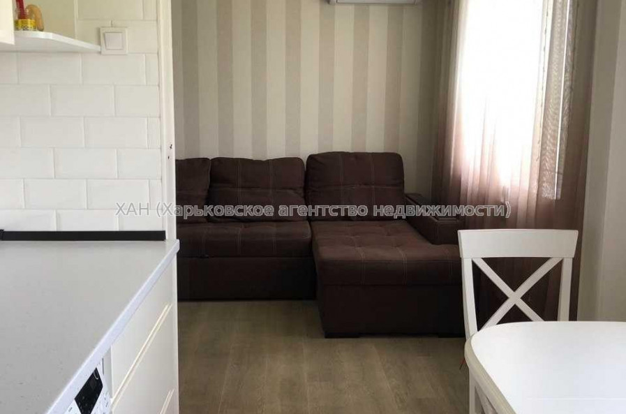 Продам квартиру, Ильинская ул. , 3 кім., 65 м², капитальный ремонт 