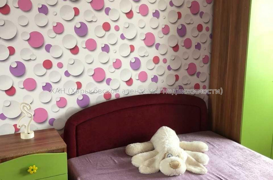 Продам квартиру, Ильинская ул. , 3 кім., 65 м², капитальный ремонт 