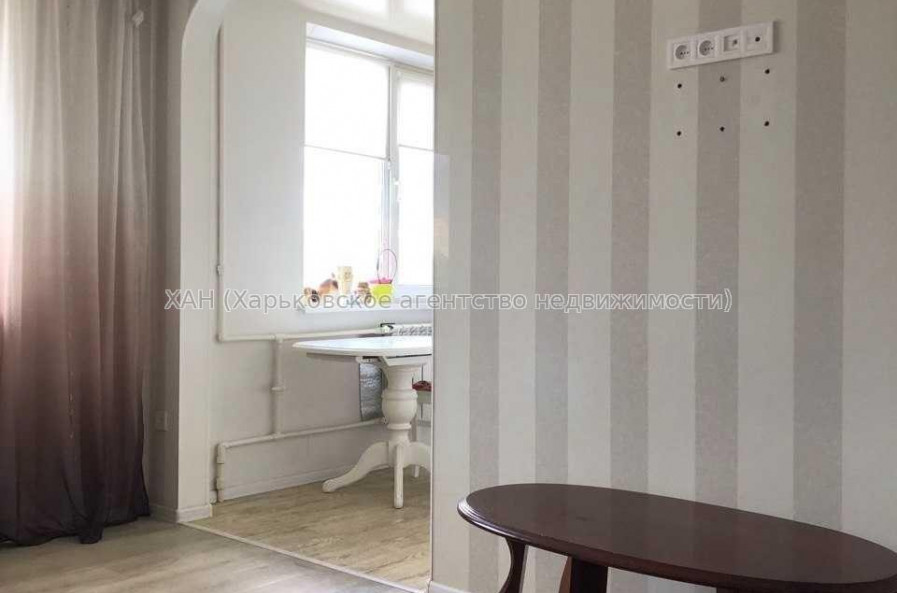 Продам квартиру, Ильинская ул. , 3 кім., 65 м², капитальный ремонт 