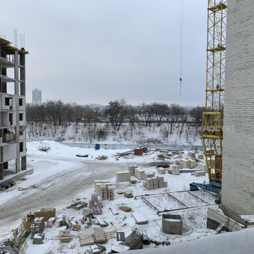 Продам квартиру, Непокоренных ул. , 2  ком., 66 м², без внутренних работ 