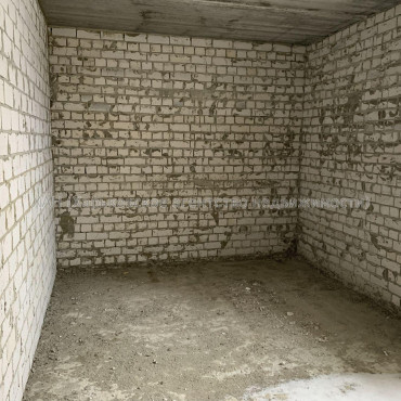 Продам квартиру, Непокоренных ул. , 2  ком., 66 м², без внутренних работ 