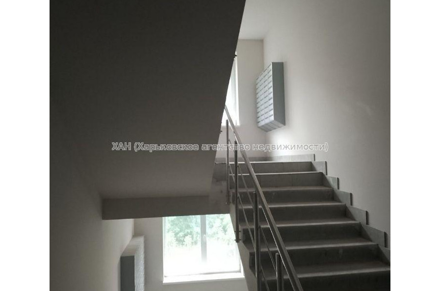 Продам квартиру, Героев Харькова просп. , 1  ком., 23 м², без внутренних работ 
