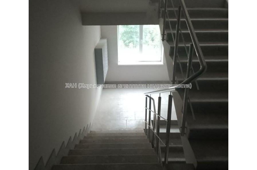 Продам квартиру, Героев Харькова просп. , 1  ком., 23 м², без внутренних работ 