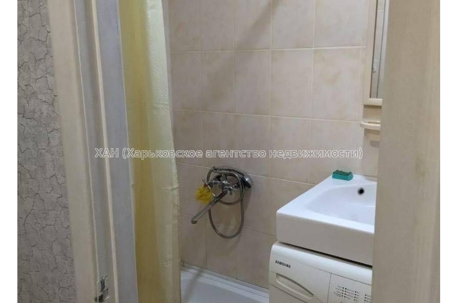 Продам квартиру, Любови Малой  просп. , 1  ком., 20 м², евроремонт 