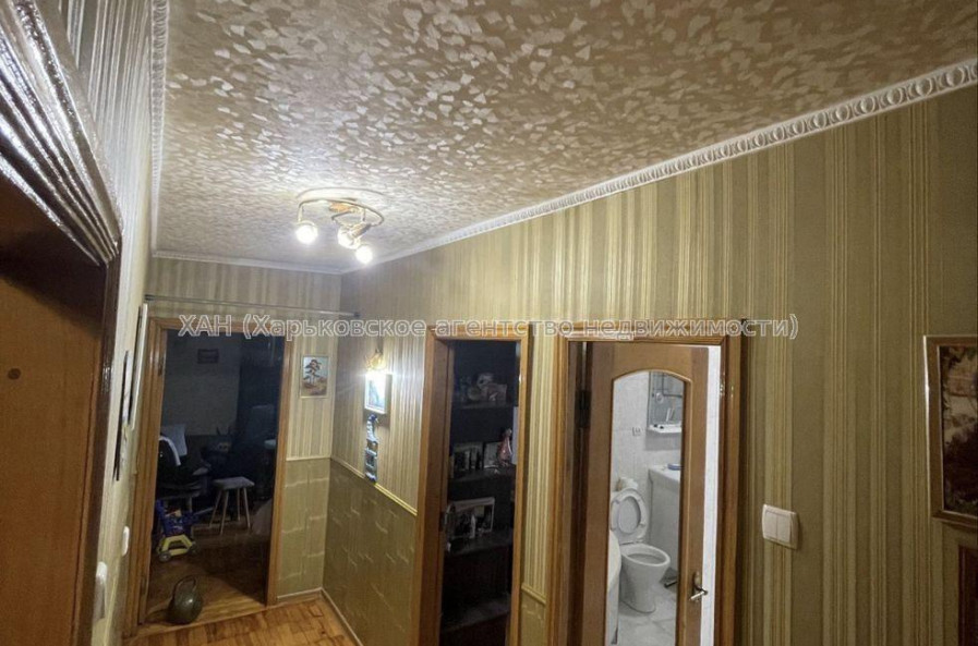 Продам квартиру, Бучмы ул. , 4  ком., 85 м², косметический ремонт 
