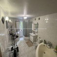 Продам квартиру, Бучмы ул. , 4  ком., 85 м², косметический ремонт 