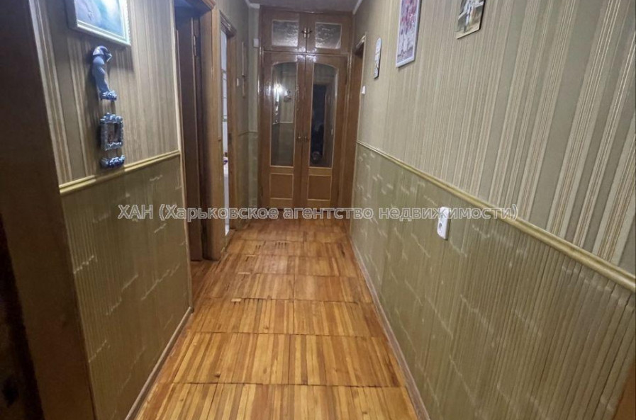 Продам квартиру, Бучмы ул. , 4  ком., 85 м², косметический ремонт 