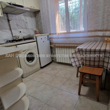 Продам квартиру, Матюшенко ул. , 1 кім., 38 м², капитальный ремонт 