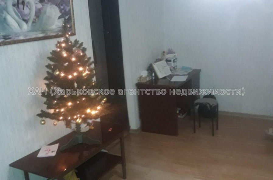 Продам квартиру, Байрона пр-т , 1 кім., 30 м², капитальный ремонт 