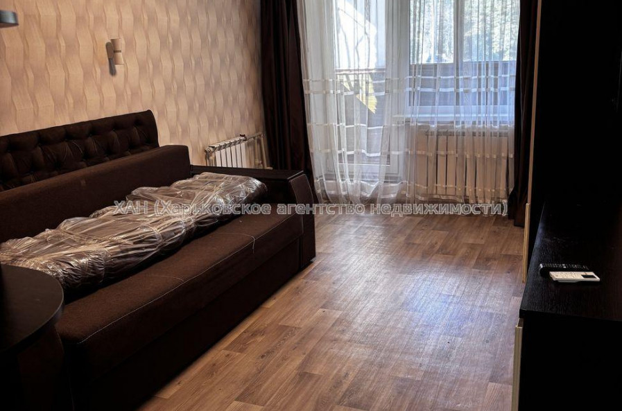 Продам квартиру, Гвардейцев Широнинцев ул. , 1  ком., 36 м², евроремонт 