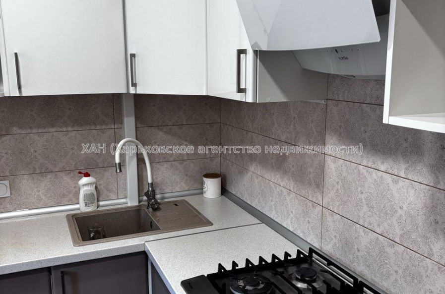 Продам квартиру, Гвардейцев Широнинцев ул. , 1  ком., 36 м², евроремонт 