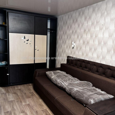 Продам квартиру, Гвардейцев Широнинцев ул. , 1  ком., 36 м², евроремонт 