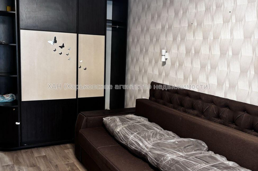 Продам квартиру, Гвардейцев Широнинцев ул. , 1  ком., 36 м², евроремонт 