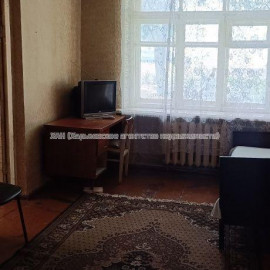 Продам квартиру, Глобинская ул. , 2  ком., 42.90 м², косметический ремонт