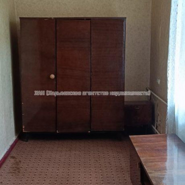 Продам квартиру, Глобинская ул. , 2  ком., 42.90 м², косметический ремонт 