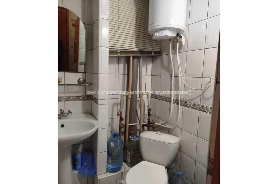 Продам квартиру, Науки просп. , 1 кім., 26 м², косметический ремонт 