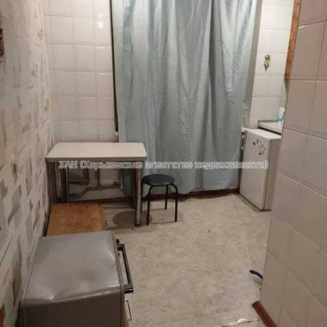 Продам квартиру, Науки просп. , 1 кім., 26 м², косметический ремонт 