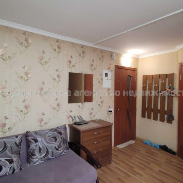 Продам квартиру, Шекспира ул. , 1 кім., 30 м², косметический ремонт 