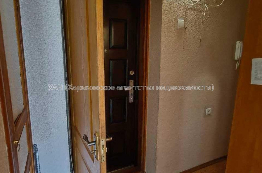 Продам квартиру, 2 кім., 44 м², косметический ремонт 