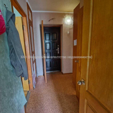Продам квартиру, 2 кім., 44 м², косметический ремонт 