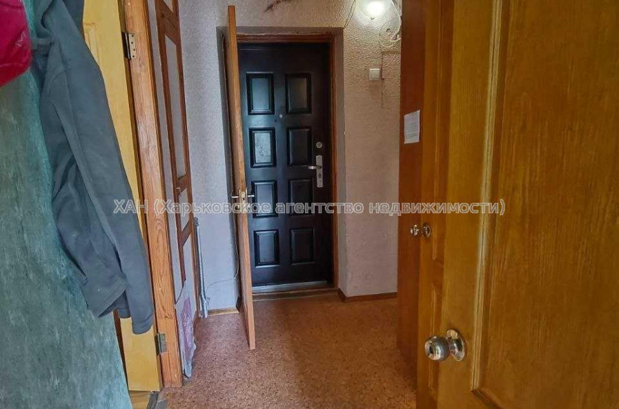 Продам квартиру, 2 кім., 44 м², косметический ремонт 