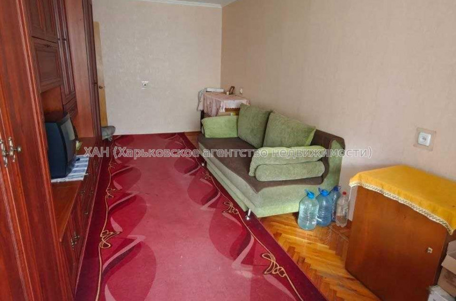 Продам квартиру, 2 кім., 44 м², косметический ремонт 