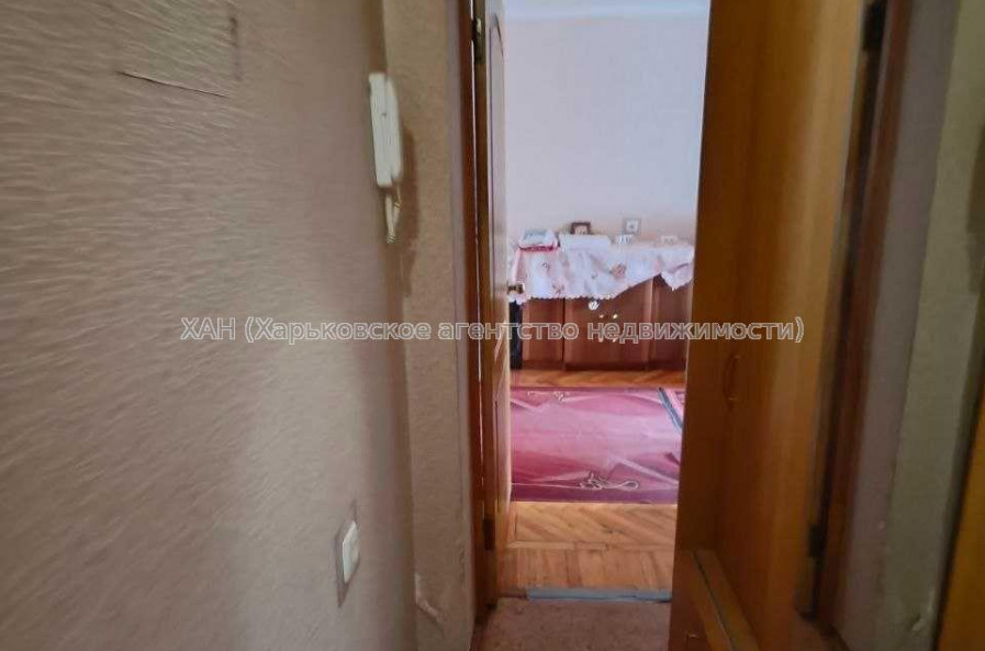 Продам квартиру, 2 кім., 44 м², косметический ремонт 