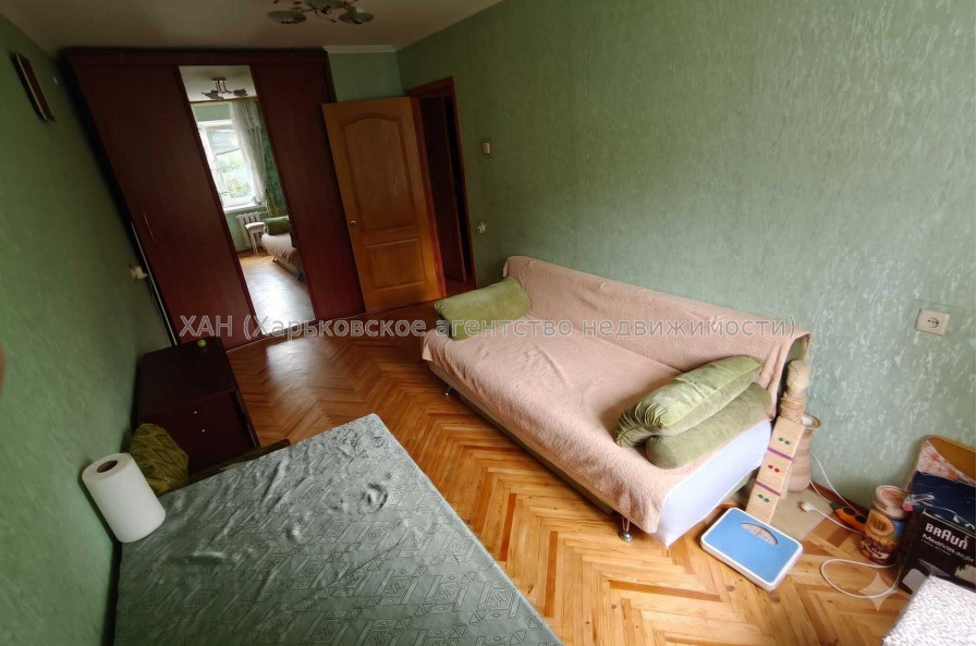 Продам квартиру, 2 кім., 44 м², косметический ремонт 