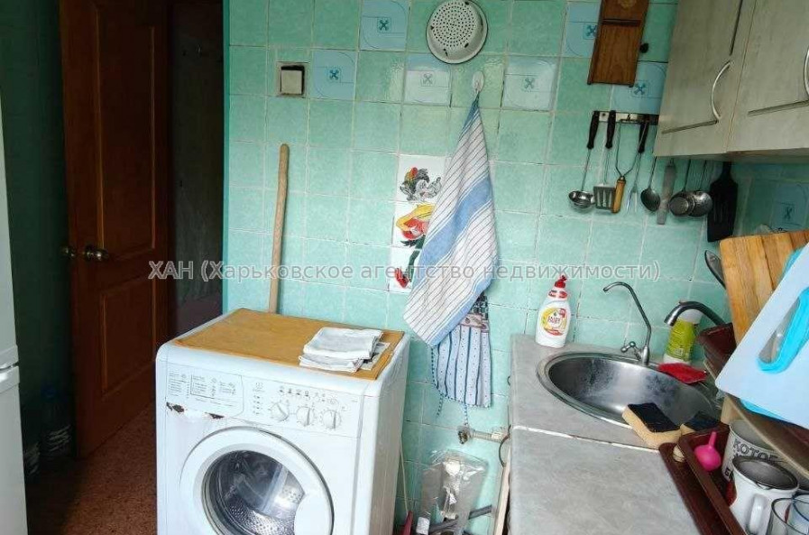 Продам квартиру, 2 кім., 44 м², косметический ремонт 