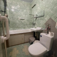 Продам квартиру, 23 Августа ул. , 1  ком., 35 м², советский ремонт 