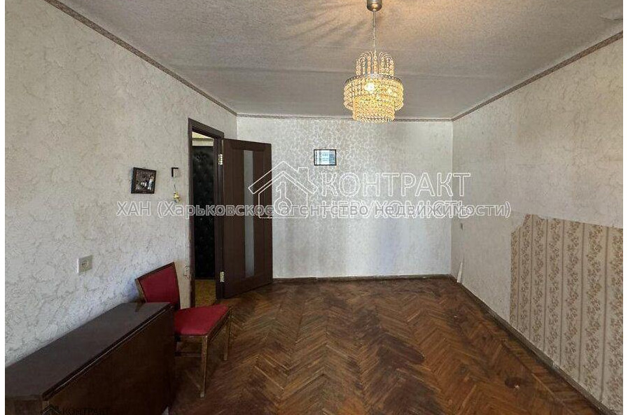 Продам квартиру, 23 Августа ул. , 1  ком., 35 м², советский ремонт 