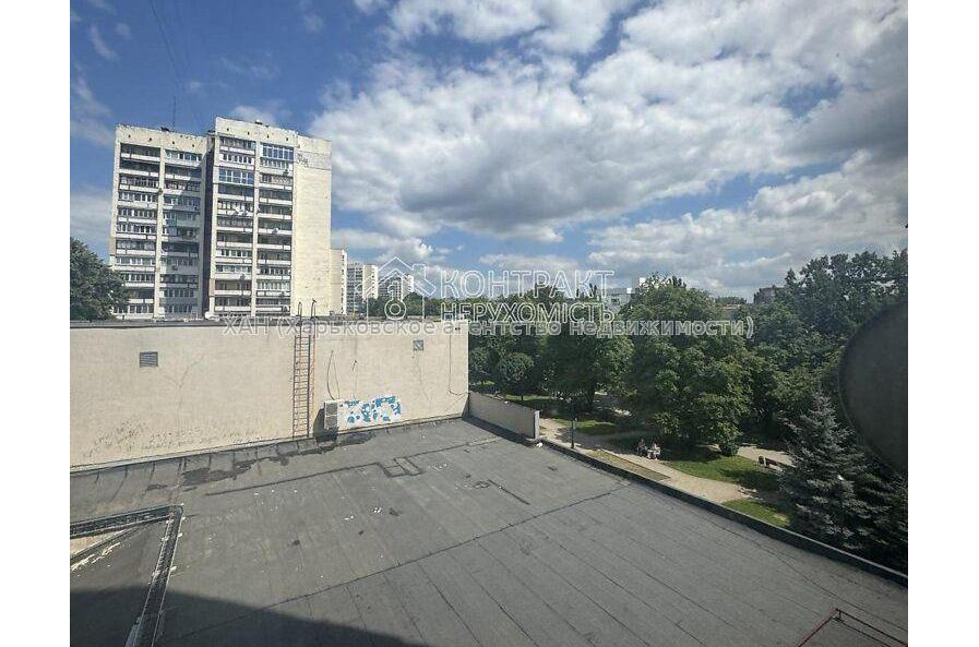 Продам квартиру, 23 Августа ул. , 1  ком., 35 м², советский ремонт 