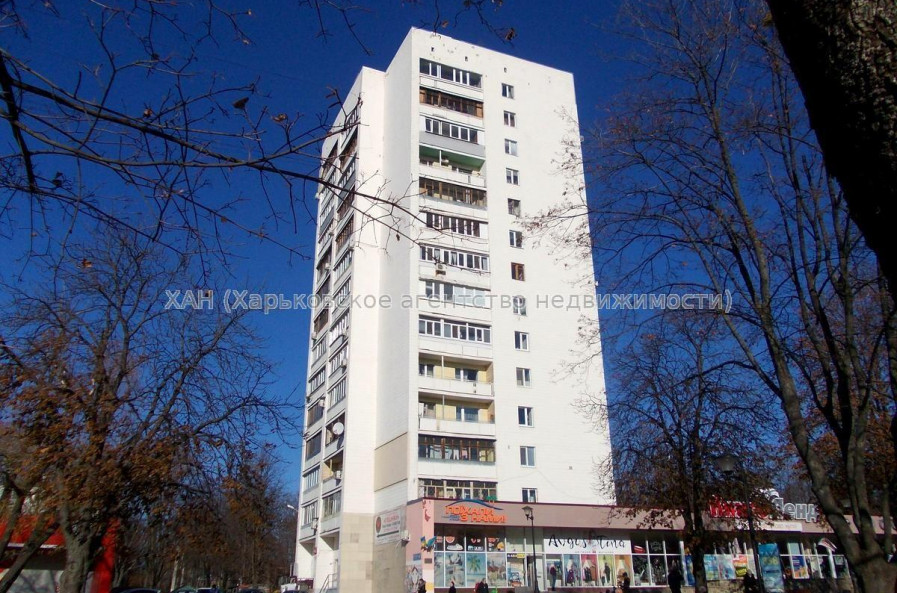 Продам квартиру, 23 Августа ул. , 2  ком., 43 м², советский ремонт 