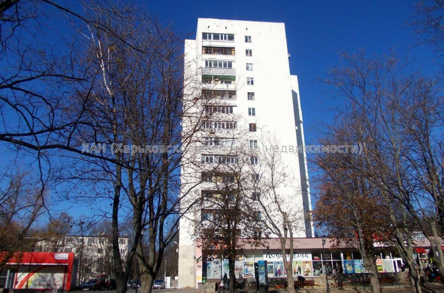 Продам квартиру, 23 Августа ул. , 2  ком., 43 м², советский ремонт 