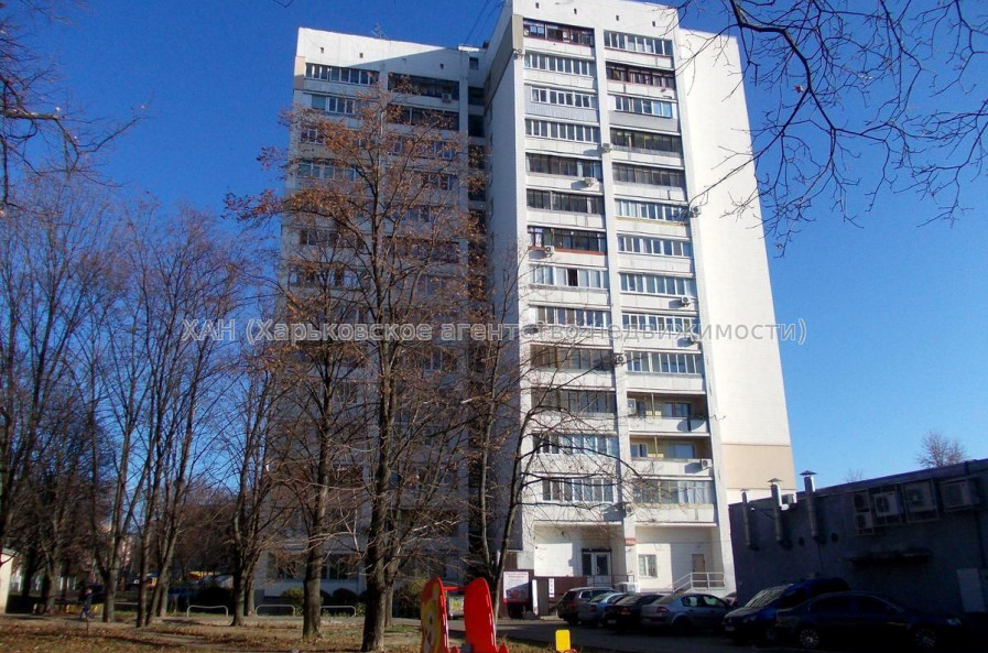 Продам квартиру, 23 Августа ул. , 2  ком., 43 м², советский ремонт 