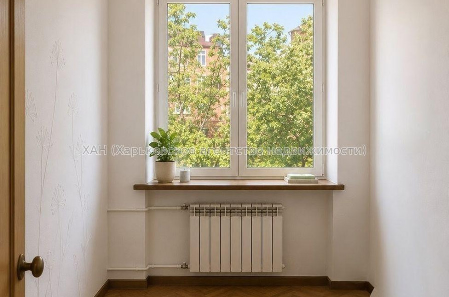Продам квартиру, Чичибабина Бориса ул. , 3 кім., 72 м², капитальный ремонт 