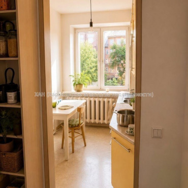 Продам квартиру, Чичибабина Бориса ул. , 3 кім., 72 м², капитальный ремонт 