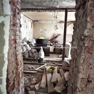 Продам квартиру, Сумская ул. , 4  ком., 114 м², без ремонта 