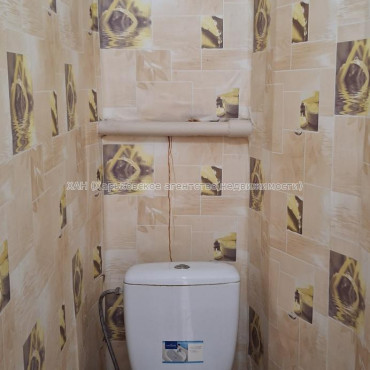 Продам квартиру, Валентиновская ул. , 35/81 , 2  ком., 46 м², частичный ремонт 
