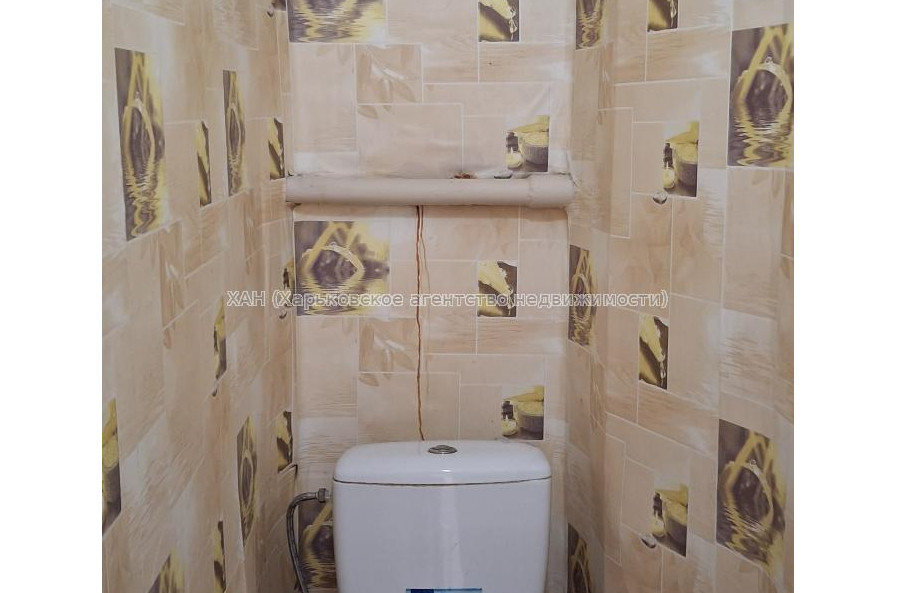 Продам квартиру, Валентиновская ул. , 35/81 , 2  ком., 46 м², частичный ремонт 