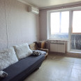 Продам квартиру, Валентиновская ул. , 35/81 , 2  ком., 46 м², частичный ремонт 