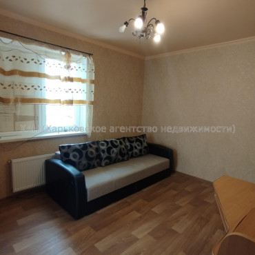 Продам квартиру, Домостроительная ул. , 7 , 2  ком., 79.20 м², капитальный ремонт 