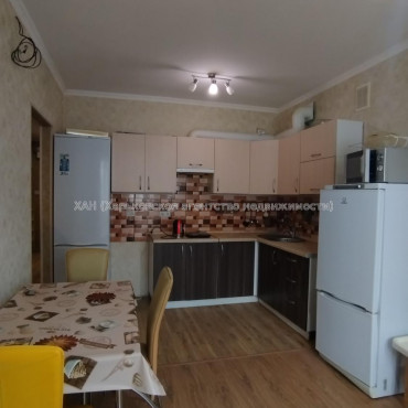 Продам квартиру, Домостроительная ул. , 7 , 2  ком., 79.20 м², капитальный ремонт 