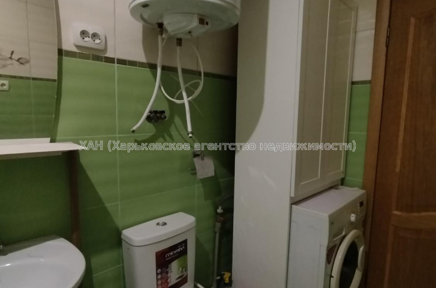 Продам квартиру, Домостроительная ул. , 7 , 2  ком., 79.20 м², капитальный ремонт 
