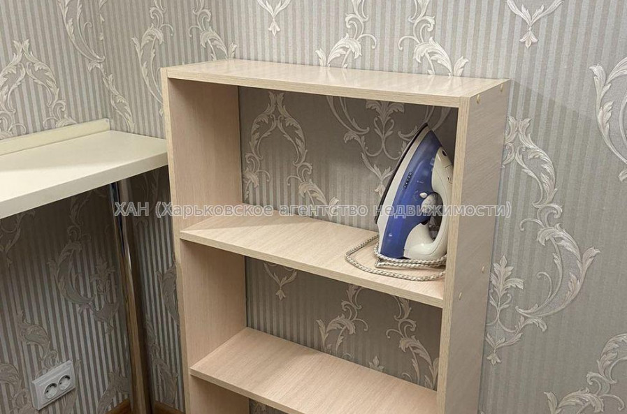 Продам квартиру, Мирослава Мисли ул. , 1 кім., 19 м², капитальный ремонт 